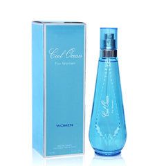 A Center Cool Ocean bottle pour displaying a fresh, versatile daily fragrance for all skin types.