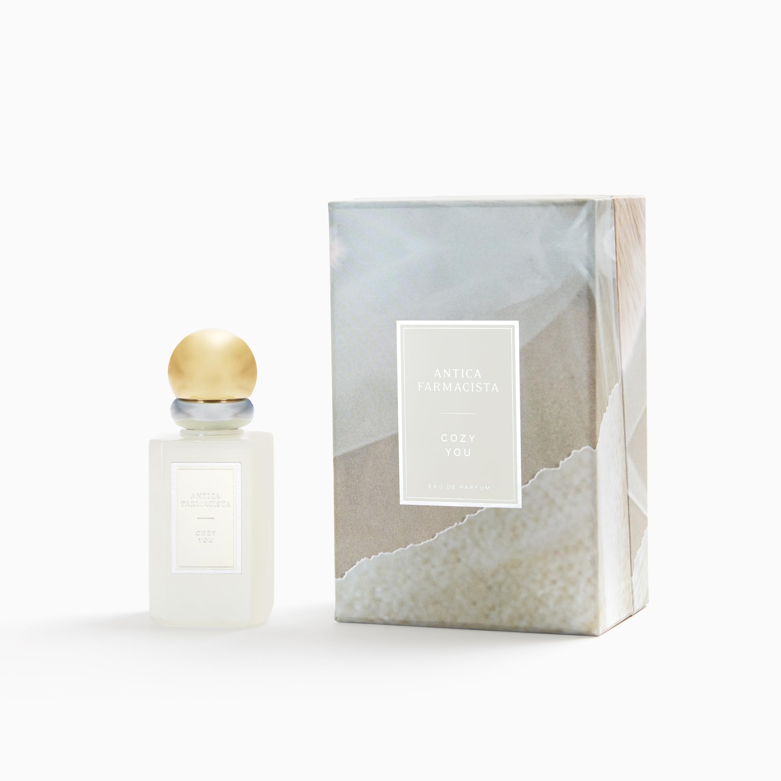 Antica Farmacista Cozy You bottle pour — long-lasting elegance for daily use.