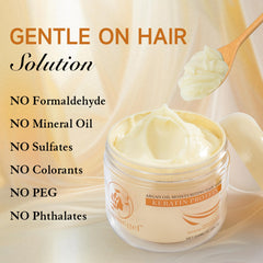 Aomimegel Collagen Hair Mask applying to damp hair for quick care.