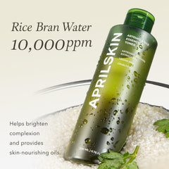 APRILSKIN Artemisia toner on hand demonstrating quick hydration