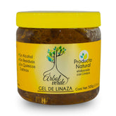 Arbol Verde Linseed Hair Gel bottle pour for easy, natural styling.
