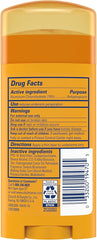 Arm & Hammer Ultramax Invisible Solid packaging close-up highlighting baking soda formula for gentle protection.