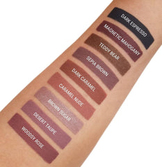 Aromi Desert Taupe lipstick on lips demonstrates velvety matte finish