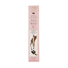Artisan L'uxe formula with peptides and hyaluronic acid nourishes delicate eye skin.