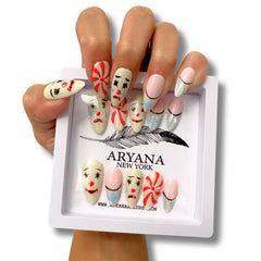 ARYANA NEW YORK 3D handmade press-on nails ready to wear for quick glam.
