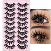AUGENLI manga lashes offer a vibrant wet look for bold anime-inspired eyes.