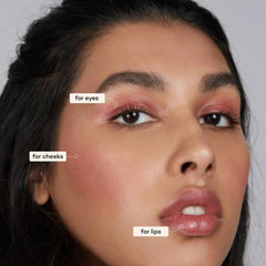 Axiology Balmie Duo packaging with two sticks on display