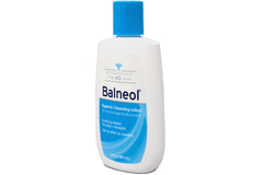 Balneol-application-gentle-cleansing demonstrates easy daily care.