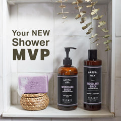 Barrel & Oak Woodland Birch Exfoliating Bar uses kaolin grit to scrub away dirt for smooth skin.