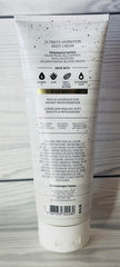 Bath & Body Works Pearberry packaging variations, two 8-ounce jars for convenient daily use.
