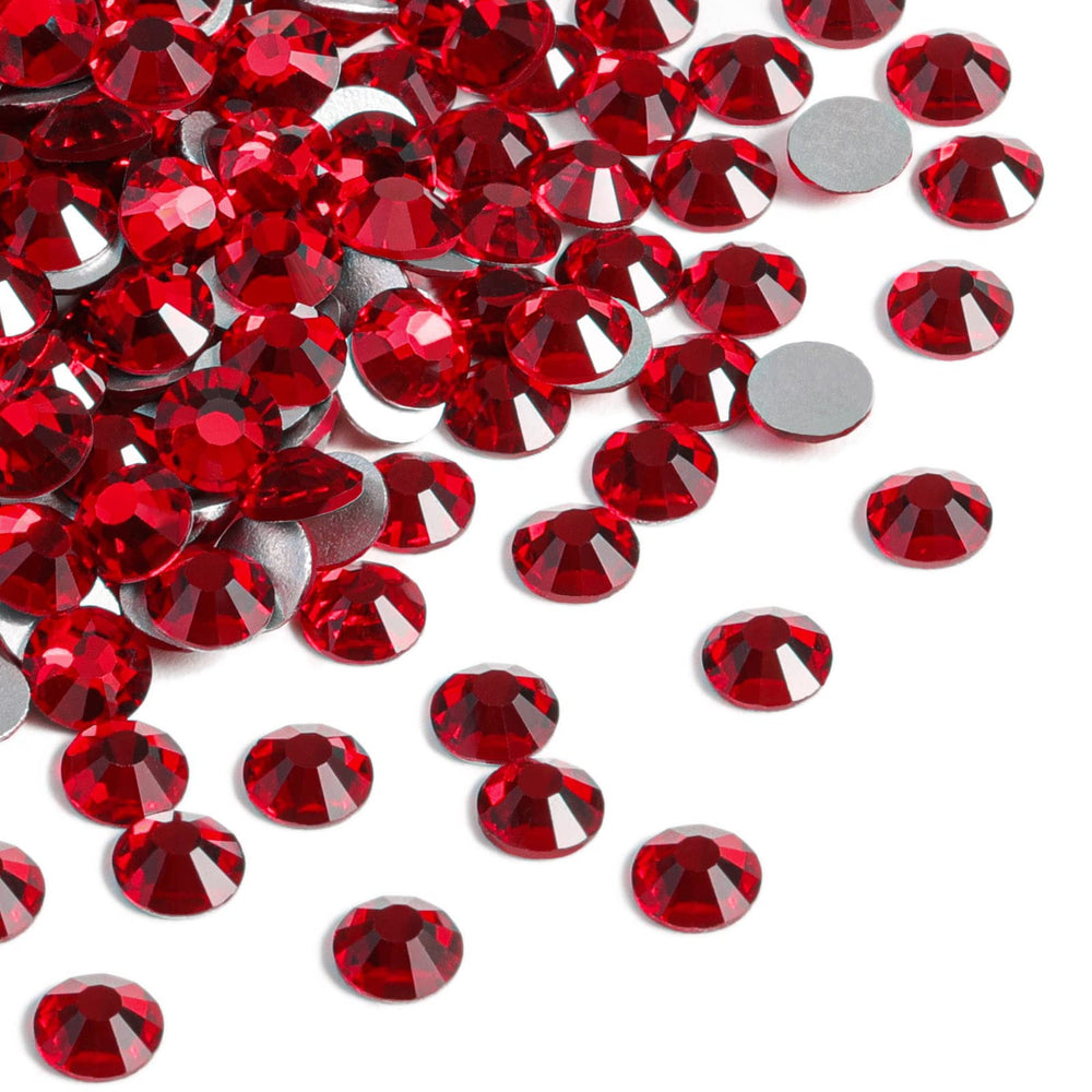 Beadsland dark Siam flatback rhinestones for crystal-clear sparkle on crafts and nail art.