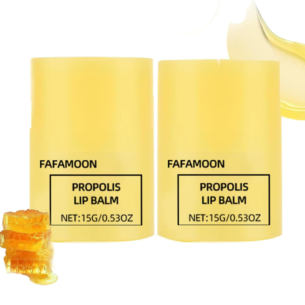 Bekoeen Honey Lip Butter packaging close-up for hygienic dosing.