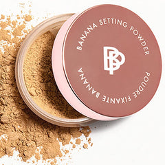 Bellapierre XL Banana Setting Powder compact highlights lightweight, long-wear coverage without creasing.