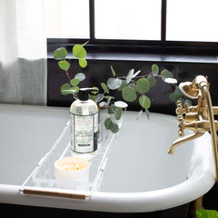 Bergamot Eucalyptus scent in Archipelago Botanicals wash offers uplifting, unisex aroma.