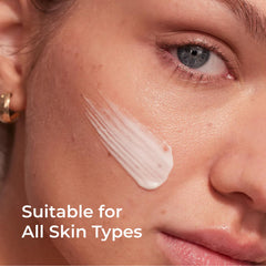 Bigger Than Beauty Defying Gravity plant-based oil blend closeup for nourished skin