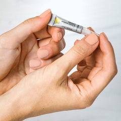 Biopelle serum ingredients graphic featuring hyaluronic acid and peptides for hydration