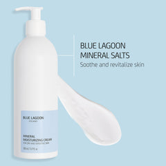 Blue Lagoon Mineral Moisturizing Cream texture close-up for smooth skin.