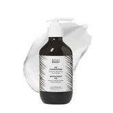 BondiBoost HG conditioner bottle pour highlights hydrating formula for dry hair