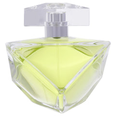 Britney Spears Believe Women EDP bottle close-up highlights guava and amber.