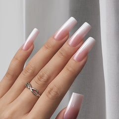 BTArtboxnails XCOATTIPS pink-white gradient tips for natural look and easy DIY manicure