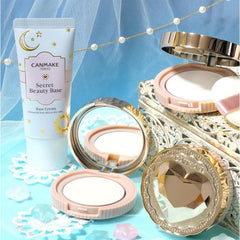 CANMAKE Secret Beauty Powder sebum-adsorption helps control shine for a silky surface.