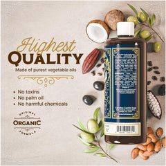 Carolina Castile Tobacco Vanilla suds reveal a rich, creamy lather suitable for sensitive skin.