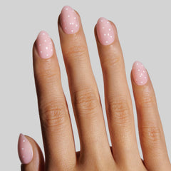 Celebritips Nail Glue Tabs Kit enables secure, easy at-home application.