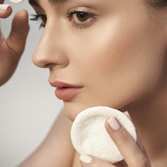 Packaging shot of Cera di Cupra Rosa Face Cream