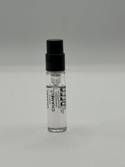 CHANEL Bleu de Chanel sample pour action, quick note check.