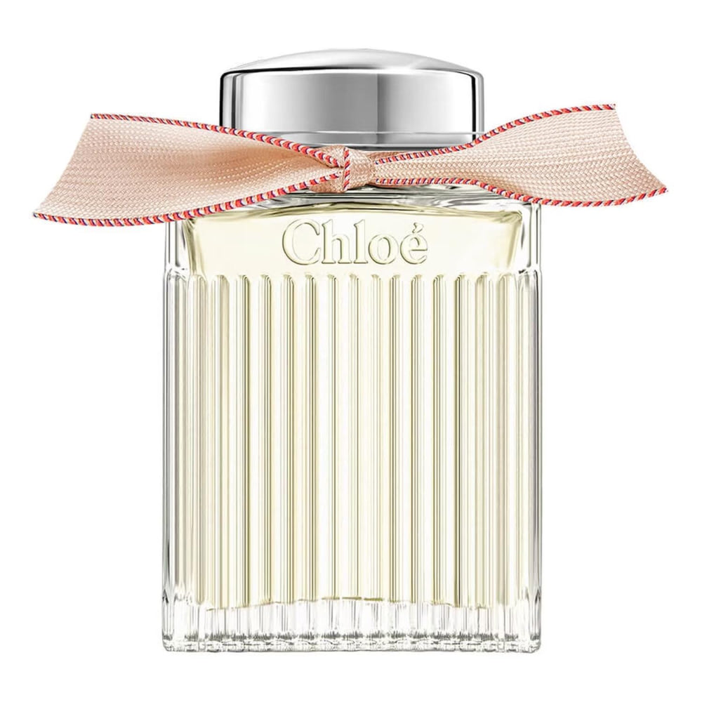 Chloé Leau Lumineuse bottle shows elegant design and premium finish.