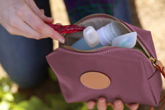 Coghlan's razor cover travel pack shields blades in compact kits