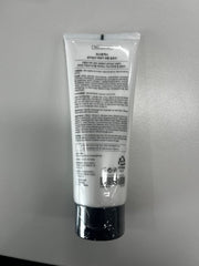 COSRX Tea Tree Leaf Oil ingredient panel highlights anti-inflammatory and purifying notes.