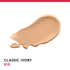 Covergirl Outlast Extreme Wear application brush demonstrates easy, seamless coverage.