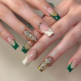 CTTHNBD Green French Tip nails offer a chic, salon-ready manicure.