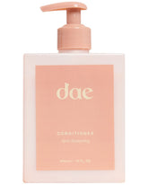 DAE Signature Conditioner bottle highlighting hydrating formula for smoother, shinier hair.