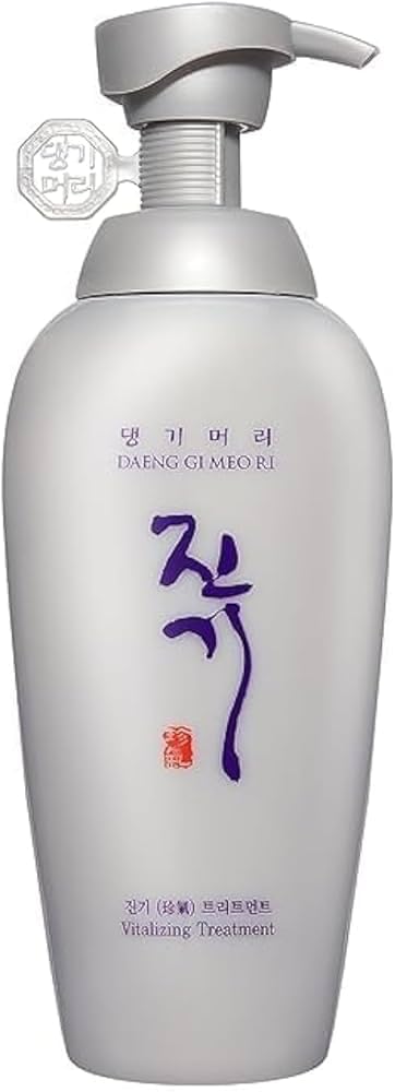 Daeng Gi Meo Ri Jin Gi Vitalizing Hair Treatment bottle showing rich hydration.