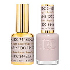 Daisy DND DC gel polish Sheer Sugar 2443 close-up showing a delicate pink sheen for nails.