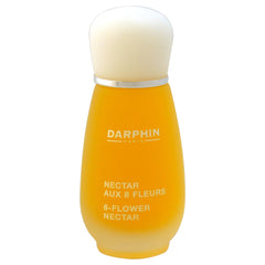 Darphin 8 Flower Nectar texture closeup shows a silky, fast-absorbing serum for gentle renewal.