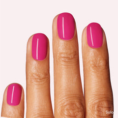 Dashing Diva Solo bottle in fuchsia pink, vibrant color option.