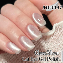 Double Rhythm cat eye polish magnetic effect swatch demonstrates dynamic color change.