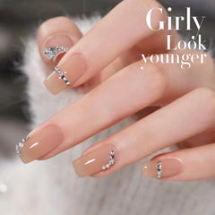 Double Rhythm close-up of glossy finish on nails