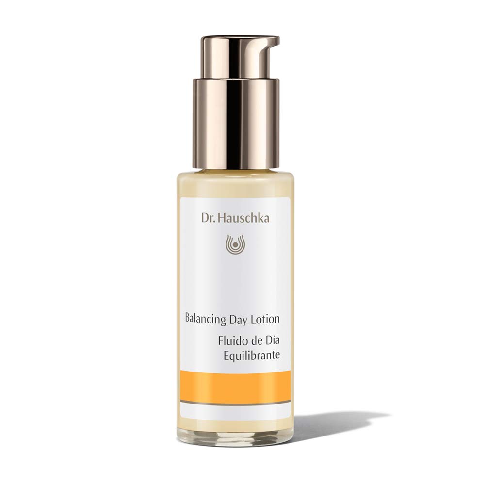 Dr. Hauschka Balancing Day Lotion pump application shows quick hydration for oily skin