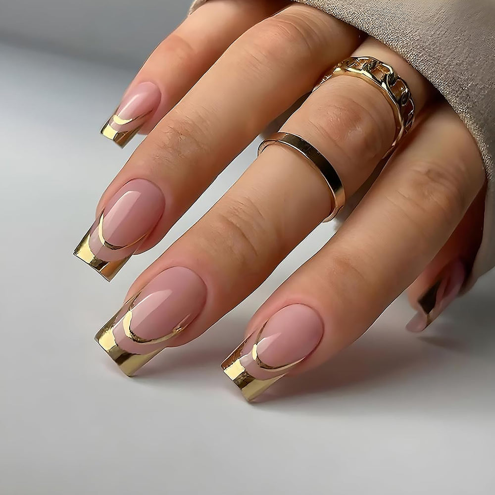 DZPGUONIZ 24Pcs gold French tip nails packaging for a salon-style manicure at home.