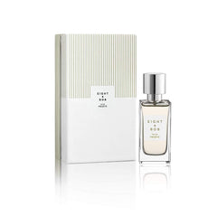 Eight & Bob Nuit de Megève bottle for a cozy winter vibe.