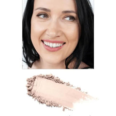 Emani Flawless Matte Powder seamless blend application demonstrates smooth results.