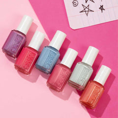 close-up of blushin' and crushin' collection minty shade vibe for spring manicure