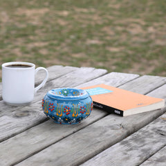 EVANILIFE handcrafted patterns highlight traditional pottery and artisanal detail.