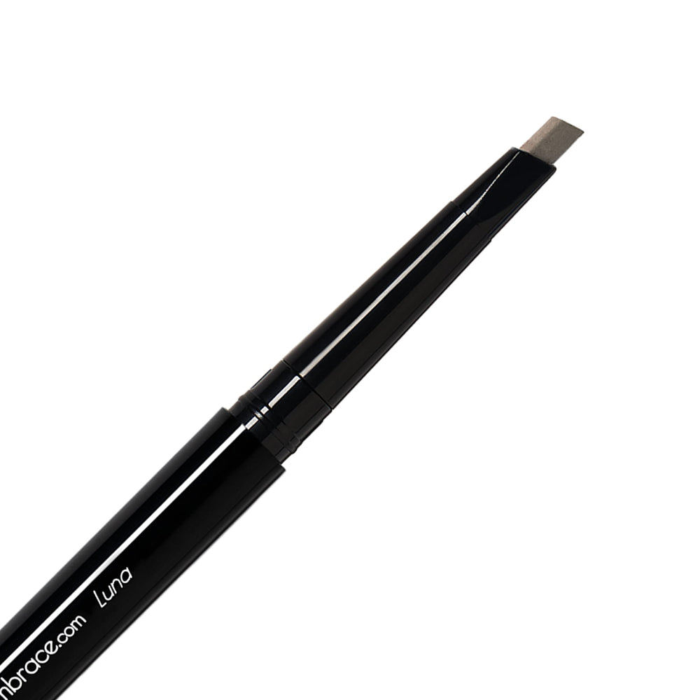 Eye Embrace Luna angled-tip close-up for precise brow definition.