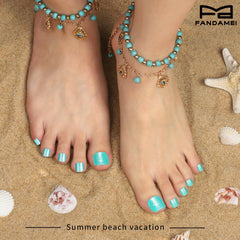 FANDAMEI glitter press-on nails add sparkle for parties and photos.