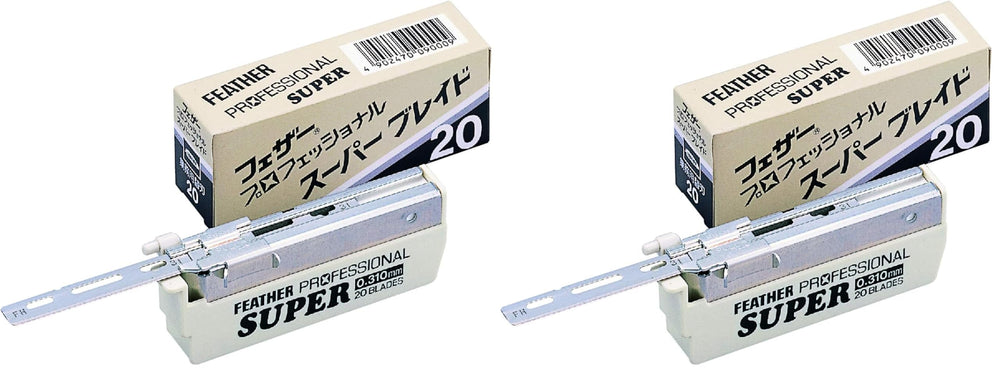 Feather ProSuper pack front shows dual-pack refills for consistent, precise shaves